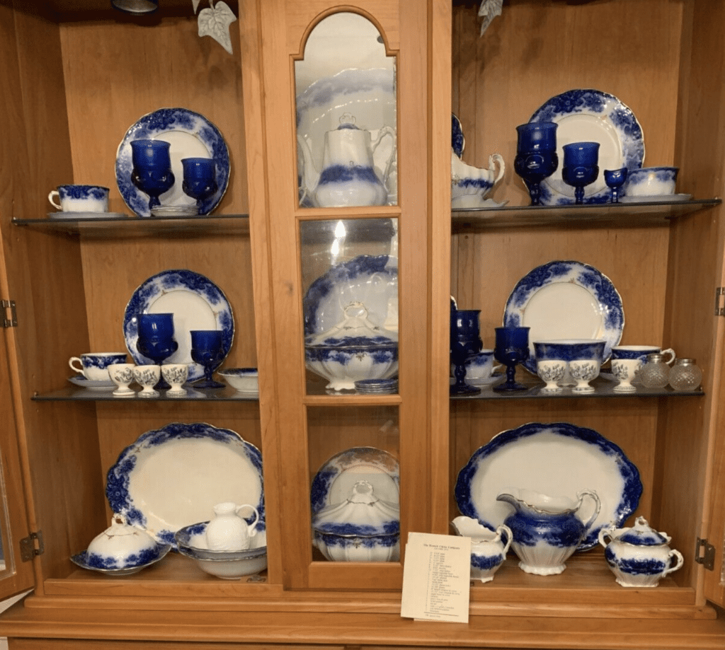 109 Piece Flow Blue China Set - The French China Company 1900-1915