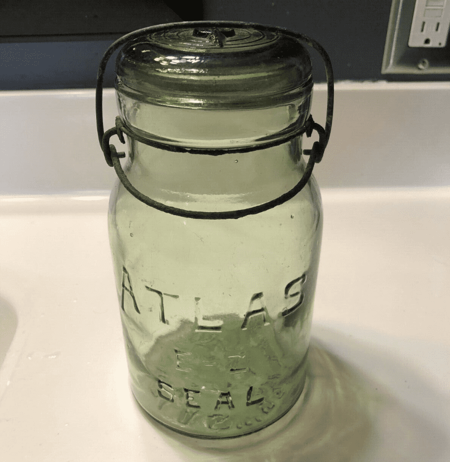Vintage Atlas E-Z Seal Jar in Green